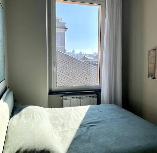Appartement Overlooking The Porto Antico Of